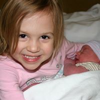 Ellen Pettit Photo 9