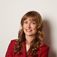 Elizabeth Lindquist Photo 19