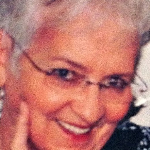 Janet Short Photo 10