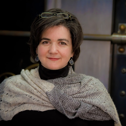 Elizabeth Sutherland Photo 19