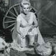 Lisa Douglas Photo 42