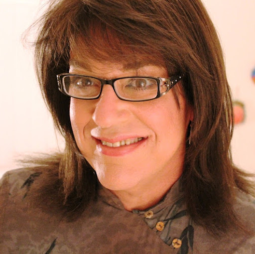 Michelle Mackey Photo 14