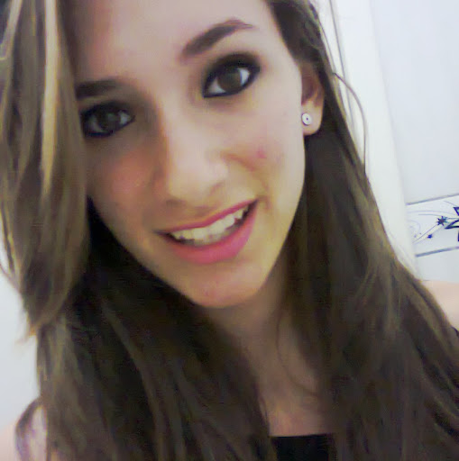 Julia Mathias Photo 19