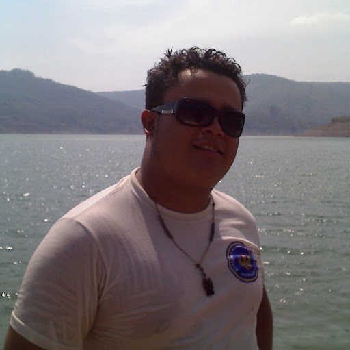 Carlos Valladares Photo 27