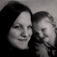 Robin Layne Photo 14