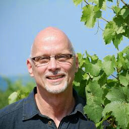 Robert Fawcett Photo 42