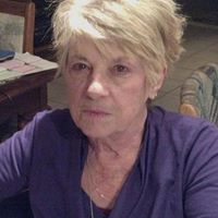 Nancy Saenz Photo 38