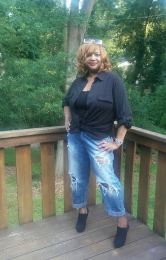 Terri Robinson Photo 37