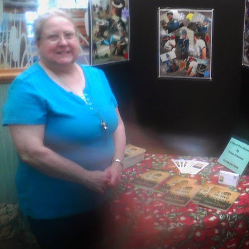 Vivian Peterson Photo 13