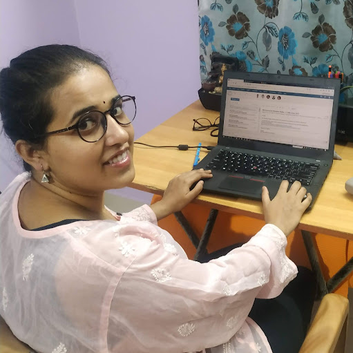 Anuradha Sharma Photo 15