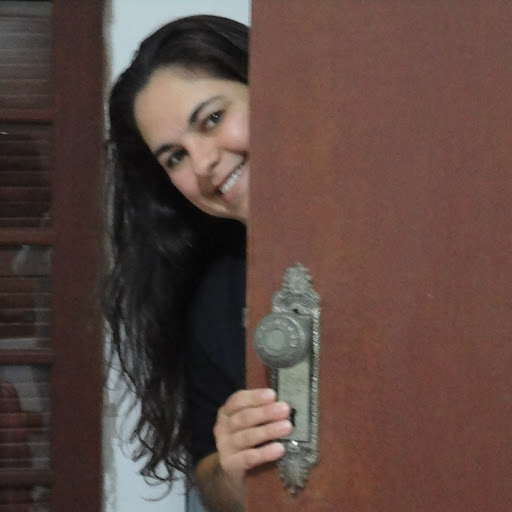 Elizabeth Constantino Photo 3