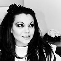 Vanessa Medley Photo 11