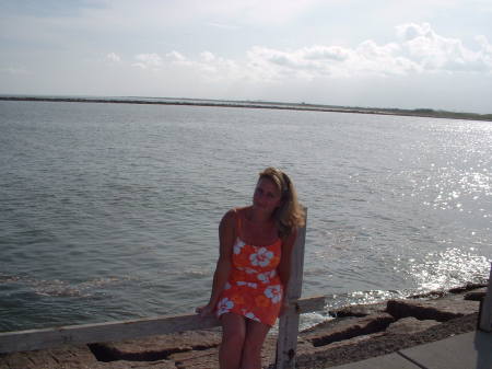 Angie Anderson Photo 35