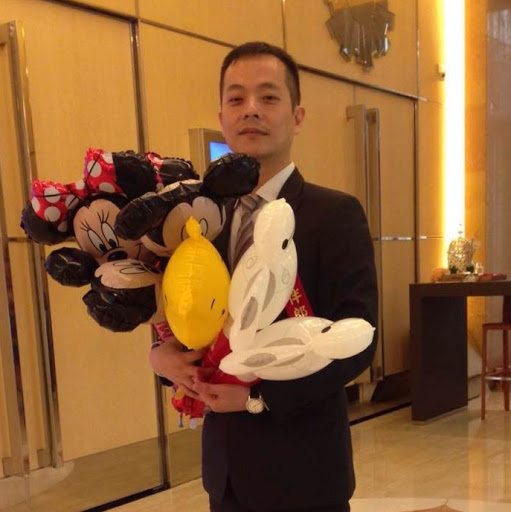 Vincent Huang Photo 36