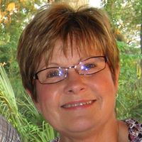 Linda King Photo 22