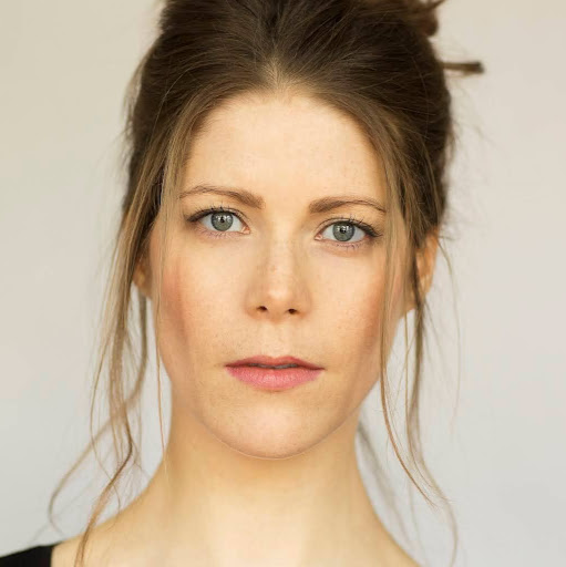 Lindsay Fraser Photo 10