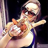 Laura Shultz Photo 19