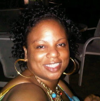 Stephanie Adams Photo 34