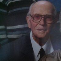 Danny Elmore Photo 13