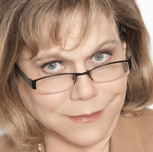 Julie Chapin Photo 12