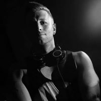 Daniel Herrmann Photo 7
