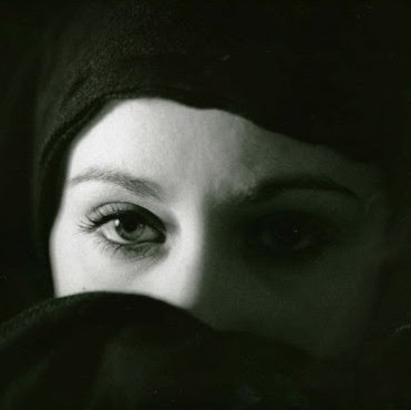 Maria Bravo Photo 12