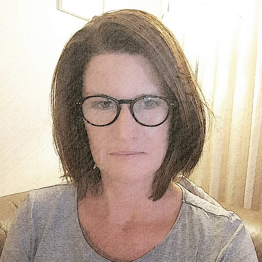 Louise Meyer Photo 16