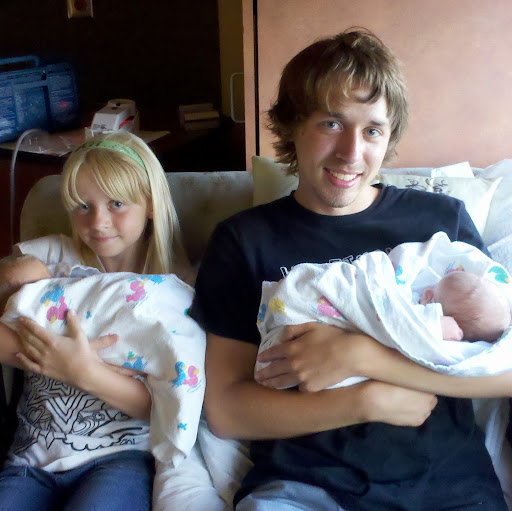 Justin Larson Photo 29