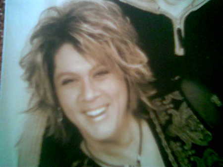 Loretta Bell Photo 15