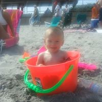 Amanda Harwood Photo 6