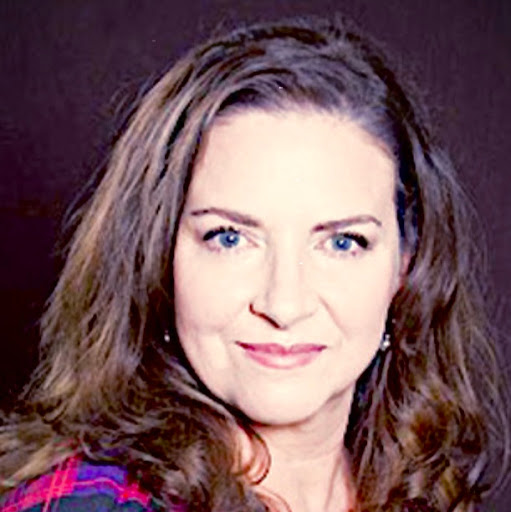 Stephanie Silverman Photo 17
