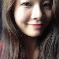 Theresa Pham Photo 31