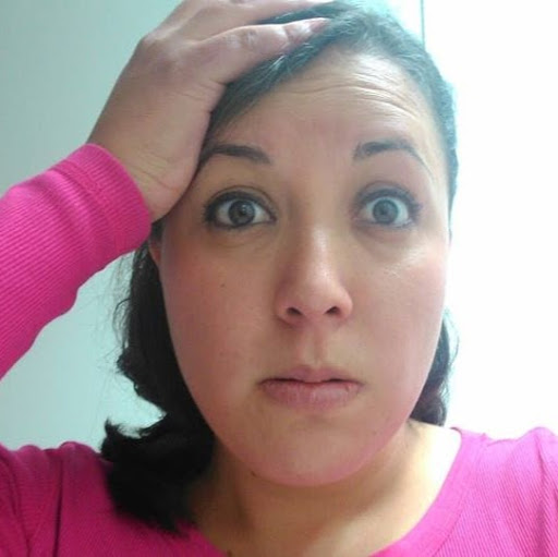 Ana Reynoso Photo 29