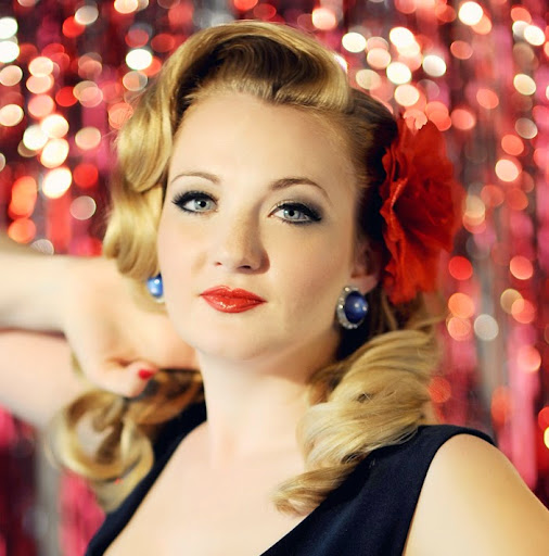 Angela Dodson Photo 33