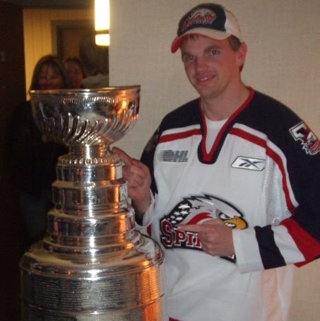 Derek Mckie Photo 8