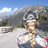 Tracey Newton Photo 29