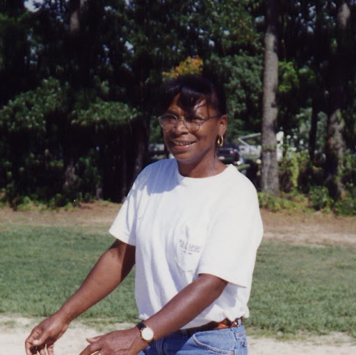 Doris Robinson Photo 32