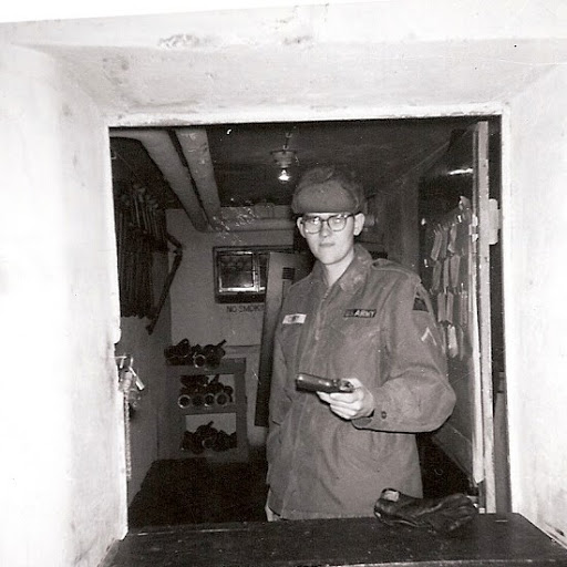 Jerry Curry Photo 9