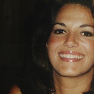 Renee Alvarez Photo 14