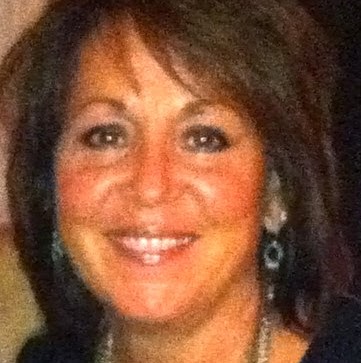 Diane Hernandez Photo 18