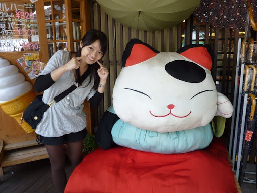 Yvonne Wang Photo 27