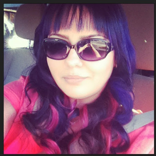 Adriana Garcia Photo 9