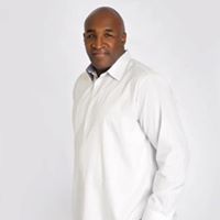 Ralph Hamilton Photo 27