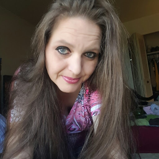 Christina Abbott Photo 18