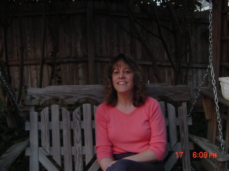 Beth Fuller Photo 28