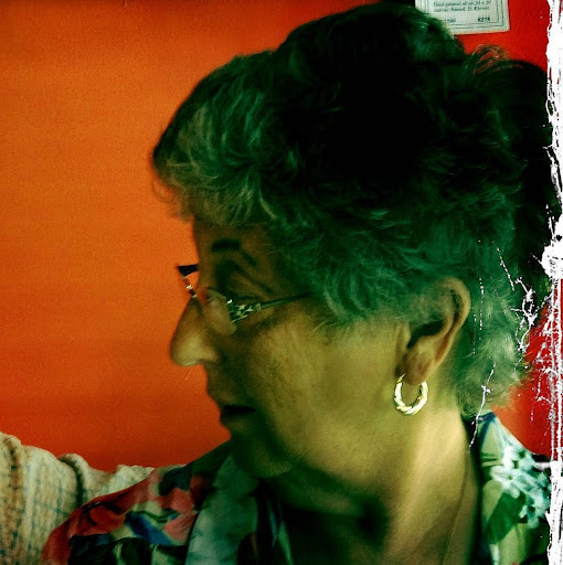 Thelma Burton Photo 15