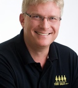 Daniel Sanders Photo 1