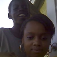 Julia Sinclair Photo 4