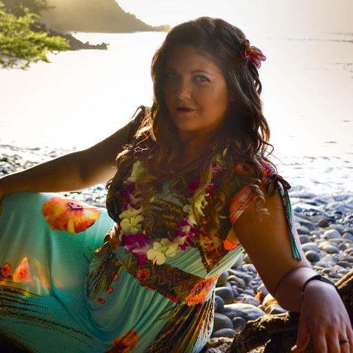 Rebekah Johnson Photo 23