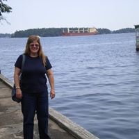Joyce Stover Photo 9